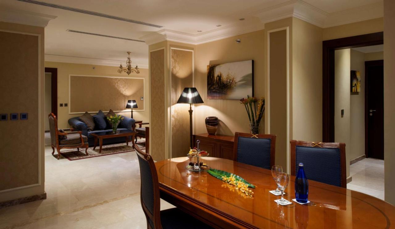 Radisson Blu Hotel, Dhahran Al Khobar Esterno foto