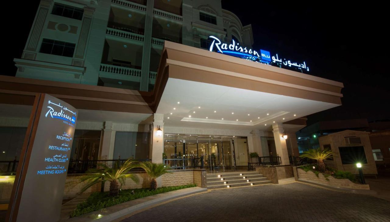 Radisson Blu Hotel, Dhahran Al Khobar Esterno foto