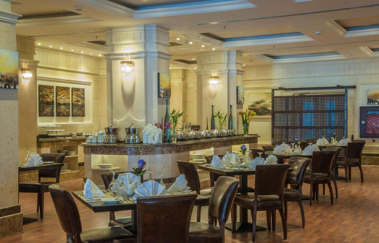 Radisson Blu Hotel, Dhahran Al Khobar Esterno foto