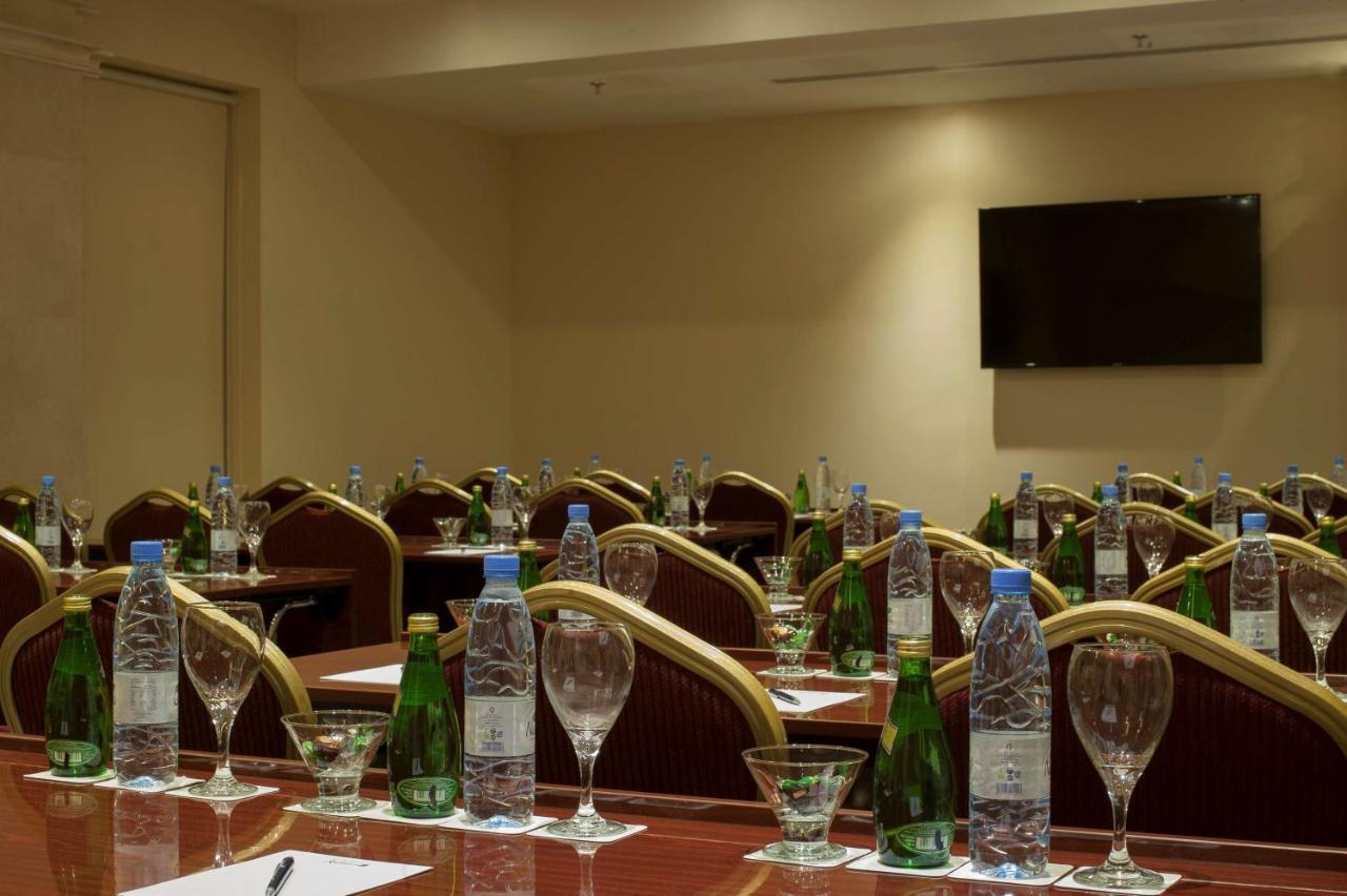Radisson Blu Hotel, Dhahran Al Khobar Esterno foto
